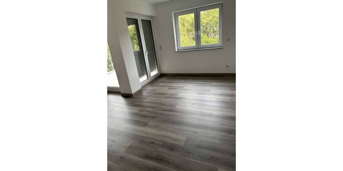 Etagenwohnung Aach Hohensonne - 3 Zimmer, 102 m&sup2;, 1.150&euro; | Angebot:26346023