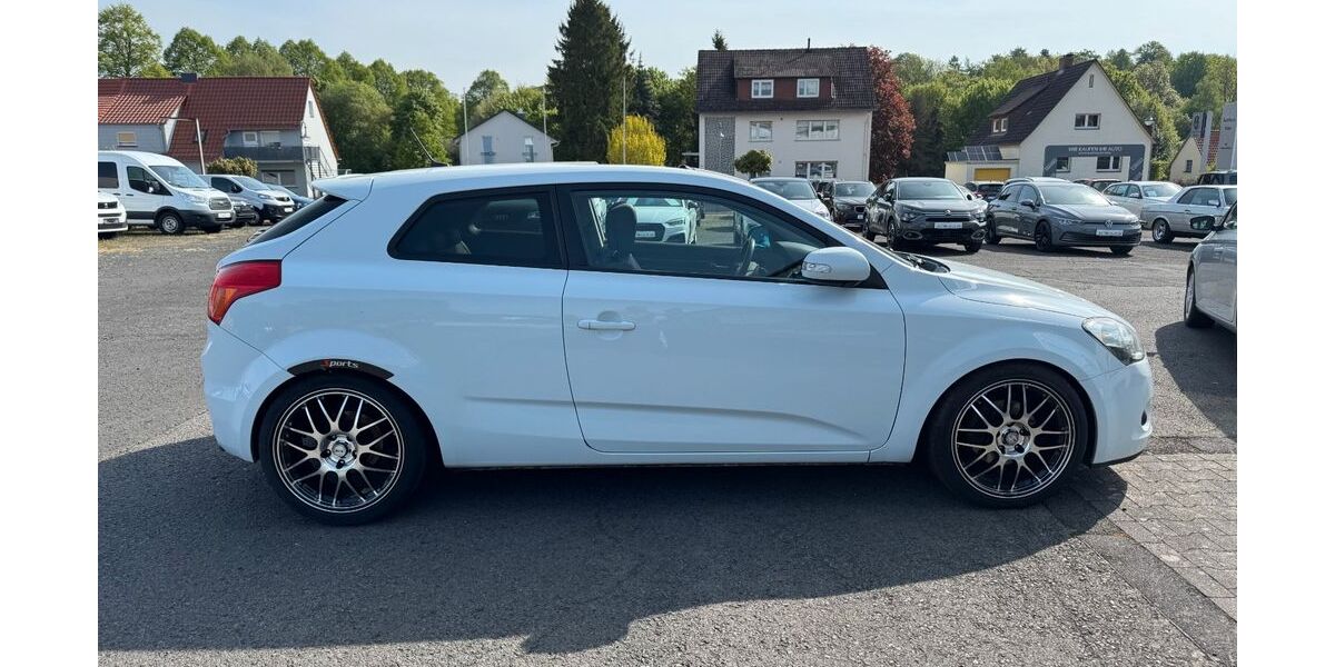 Kia ceed / Ceed 356.000 km 2.950 &euro; Hessisch Lichtenau 37235