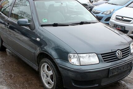 VW Polo 121.260 km 1.599 &euro; Berlin 13057