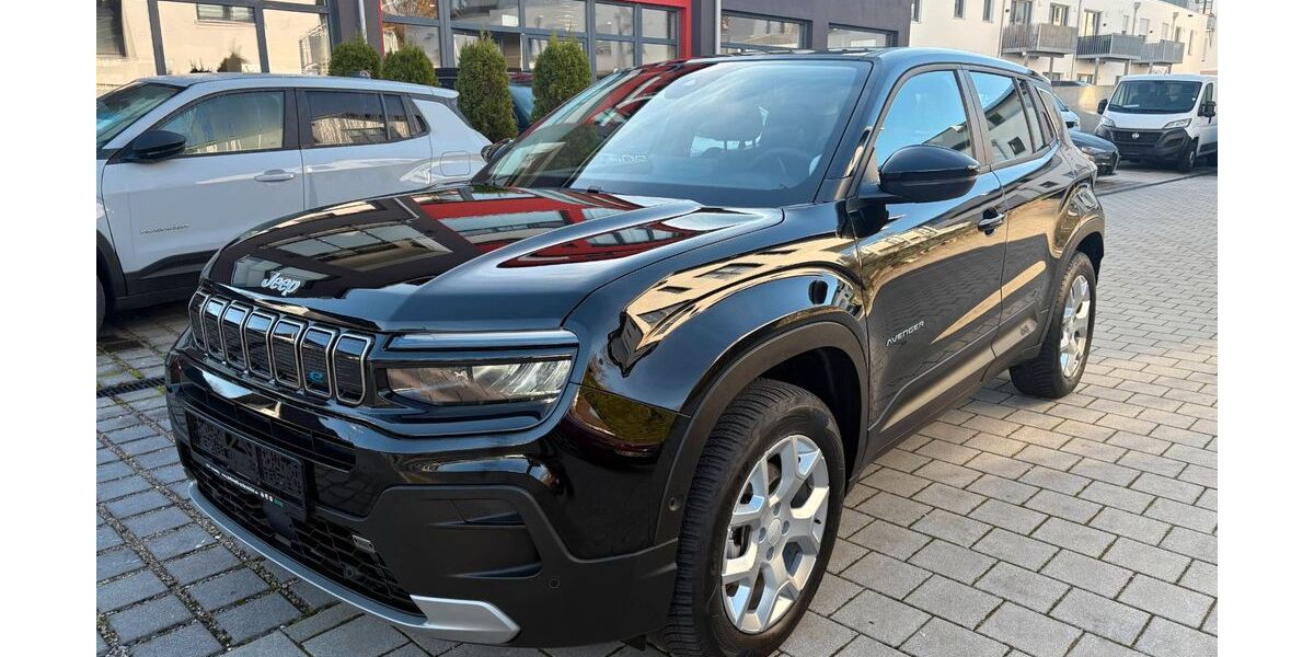 Jeep Avenger 22.300 km 25.900 &euro; Ismaning 85737