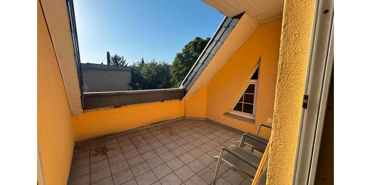 Dachgeschoßwohnung Ludwigshafen am Rhein Parkinsel - 3 Zimmer, 98 m&sup2;, 279.000&euro; | Angebot:26758770