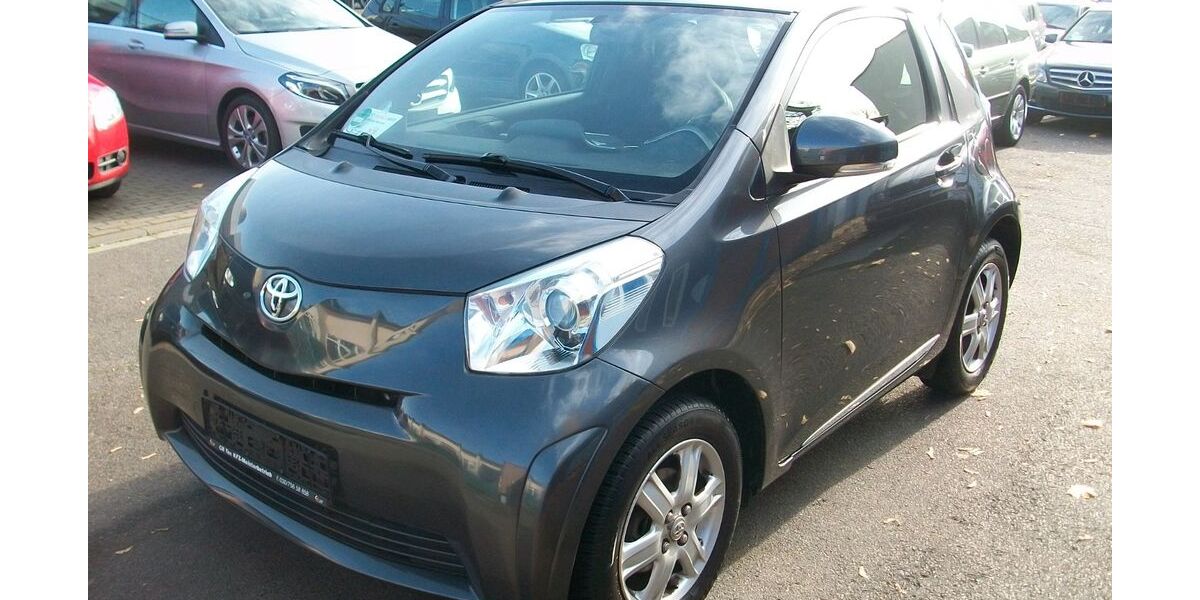 Toyota IQ 169.500 km 5.450 € Berlin 12347
