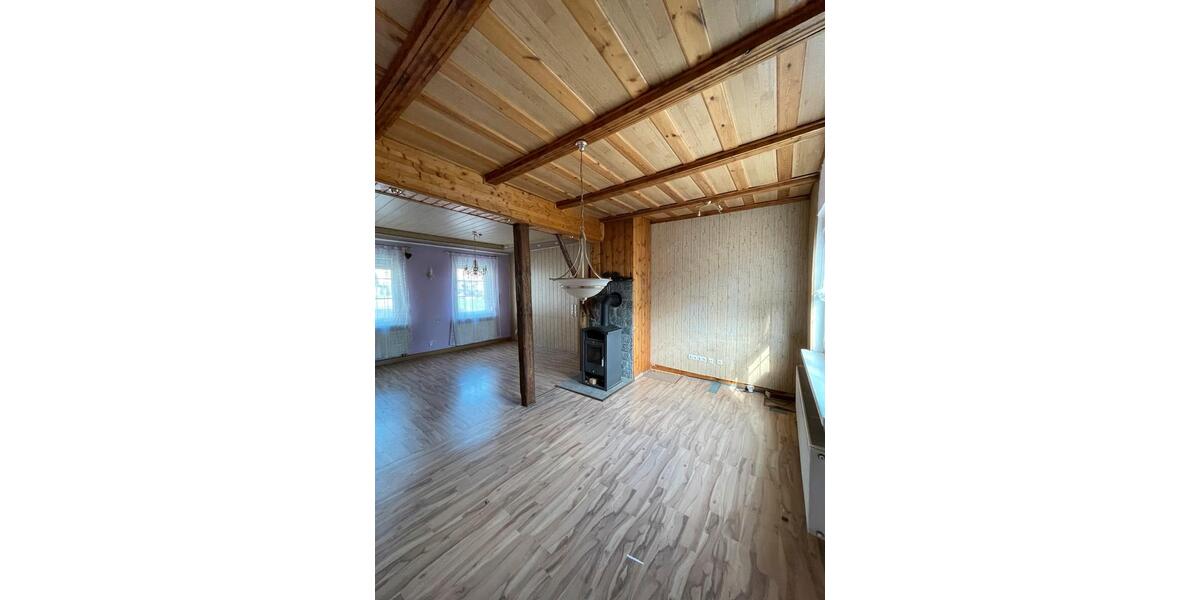 Reihenhaus Roßwein - 6 Zimmer, 90 m&sup2;, 115.000&euro; | Angebot:26423617