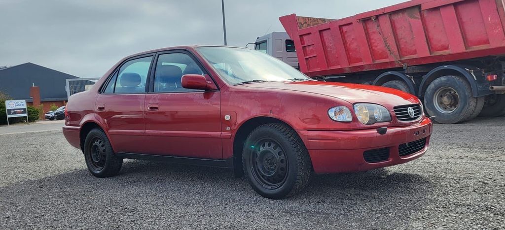 Toyota Corolla 290.000 km 1.890 &euro; Sottrum 27367