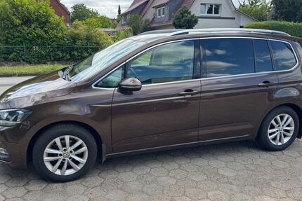 VW Touran 370.000 km 7.500 &euro; Stelle 21435