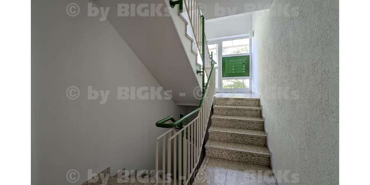 BIGKs: Suhl - Nähe Klinikum: 2 Zimmer-Wohnung mit Einbauküche und Terrasse (-;) - Erdgeschoßwohnung Suhl Suhl Heinbergsiedlung | Angebot:26418684
