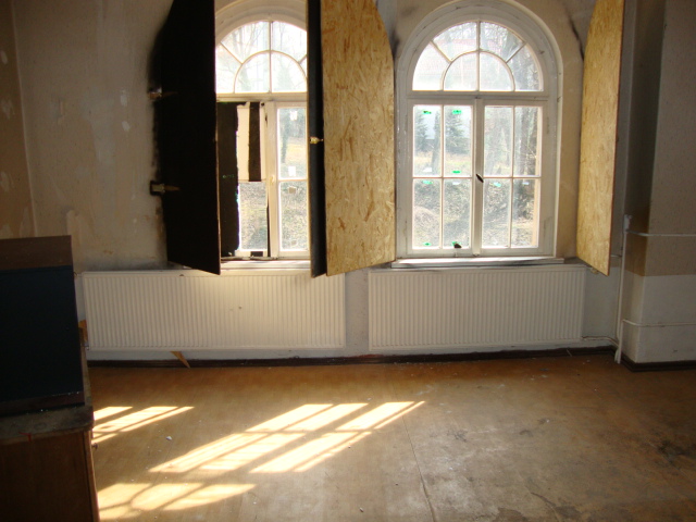 ehemaliges Pionierhaus - Sanierungsobjekt - - Mehrfamilienhaus, Wohnhaus Gera Pforten | Angebot:27083172