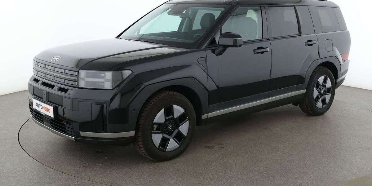 Hyundai SANTA FE 11.094 km 39.320 &euro; Frankfurt am Main 65936