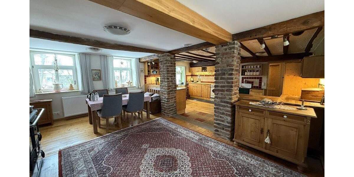 Mehrfamilienhaus, Wohnhaus Aachen / Hahn Hahn - 8 Zimmer, 328 m&sup2;, 890.000&euro; | Angebot:25801606