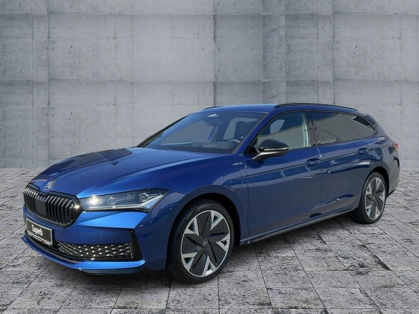 Skoda Superb 15.000 km 49.970 € Himmelkron 95502