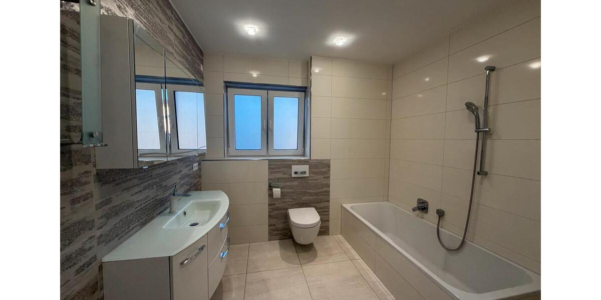 Etagenwohnung Wetzlar Hermannstein - 5 Zimmer, 180 m&sup2;, 2.200&euro; | Angebot:26385291
