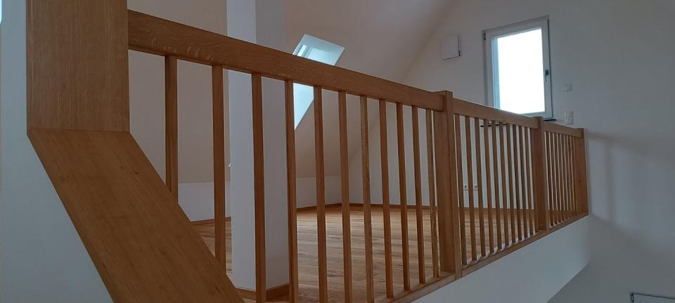 Dachgeschoßwohnung Oettingen in Bayern - 3 Zimmer, 103 m&sup2;, 1.200&euro; | Angebot:24877175