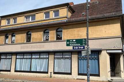 Haus Bad Wilsnack - 14 Zimmer, 522 m&sup2;, 315.000&euro; | Angebot:27287077