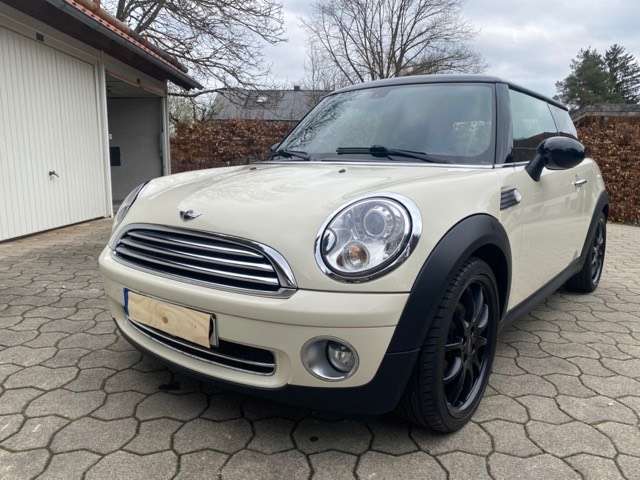 Mini Cooper 122.250 km 8.450 &euro; Eurasburg 82547