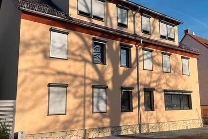 Privat Vorderh. 277 m² | Hinterh. 86,16 m² | Grdstk. 713 m² zimmer