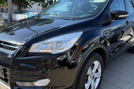 Ford Kuga 158.000 km 10.950 &euro; Fürth 90763