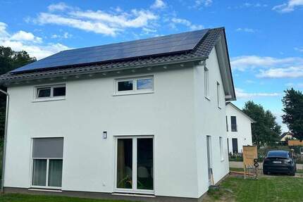 Haus Kremmen Staffelde - 4 Zimmer, 120 m&sup2;, 539.900&euro; | Angebot:25676454