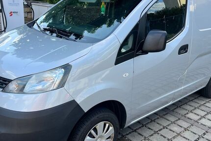 Nissan NV200 193.000 km 4.500 &euro; Dresden 01139