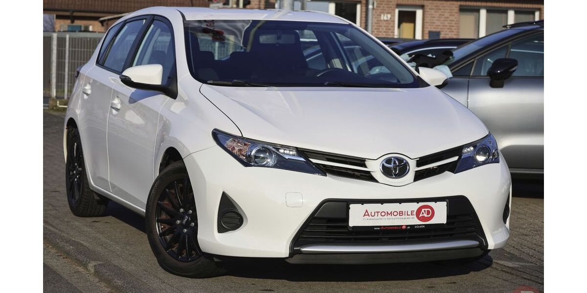 Toyota Auris 100.000 km 8.690 &euro; Dülmen 48249