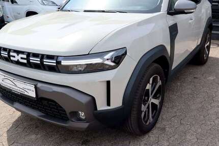 Dacia Duster 4.000 km 26.950 &euro; Krefeld 47799