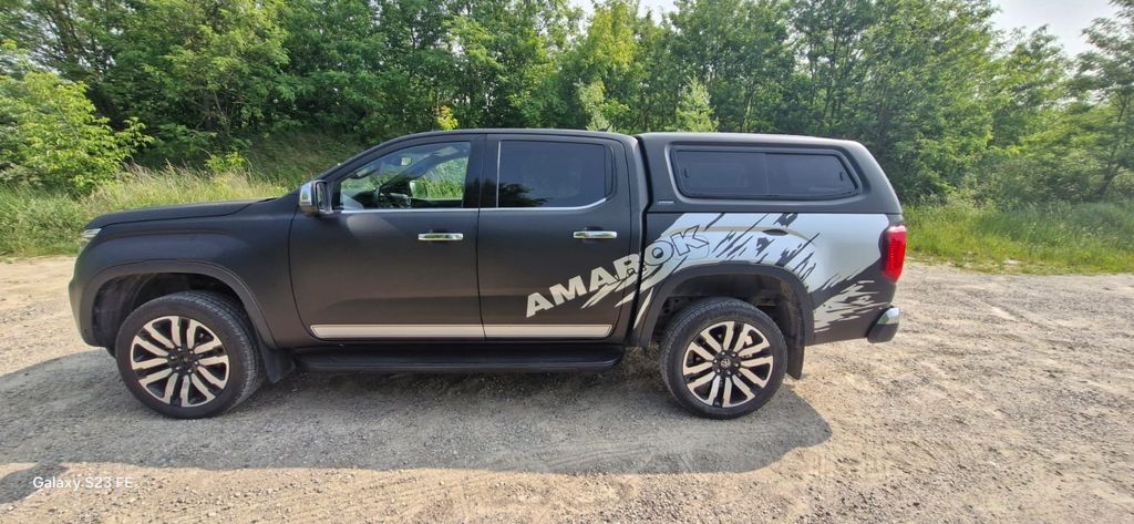 VW Amarok 22.000 km 44.900 &euro; Grebenau - Schwarz 36323