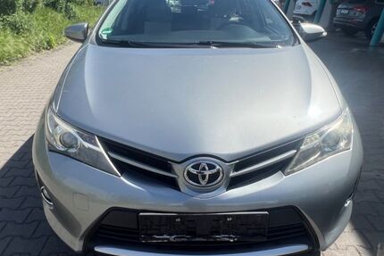 Toyota Auris 160.800 km 6.299 &euro; Germersheim 76726