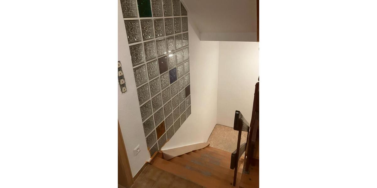 Einfamilienhaus Meßstetten - 8 Zimmer, 160 m&sup2;, 1.600&euro; | Angebot:24962972