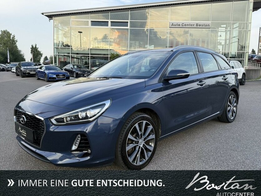 Hyundai i30 1.6 CRDI/AUTOMATIK/KAMERA/NAVI/PARKSENSOR 104.841 km 12.900 € Villingen-Schwenningen 78054