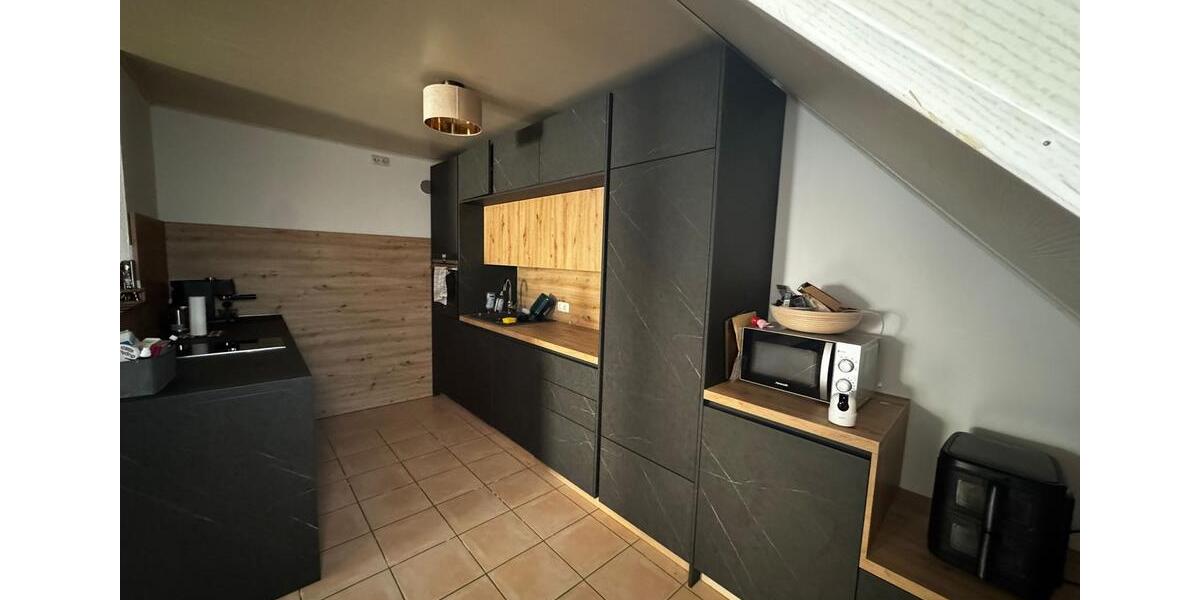 Dachgeschoßwohnung Dingolfing - 4.5 Zimmer, 110 m&sup2;, 1.300&euro; | Angebot:25936868
