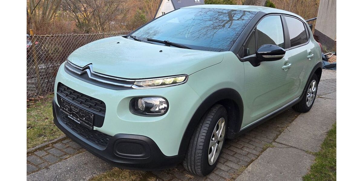 Citroen C3 98.000 km 6.700 &euro; Radebeul 01445