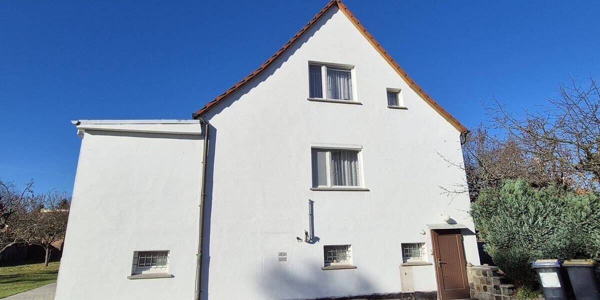 Solides Einfamilienhaus auf großem Grundstück am Stadtrand von Drebkau 6 zimmer