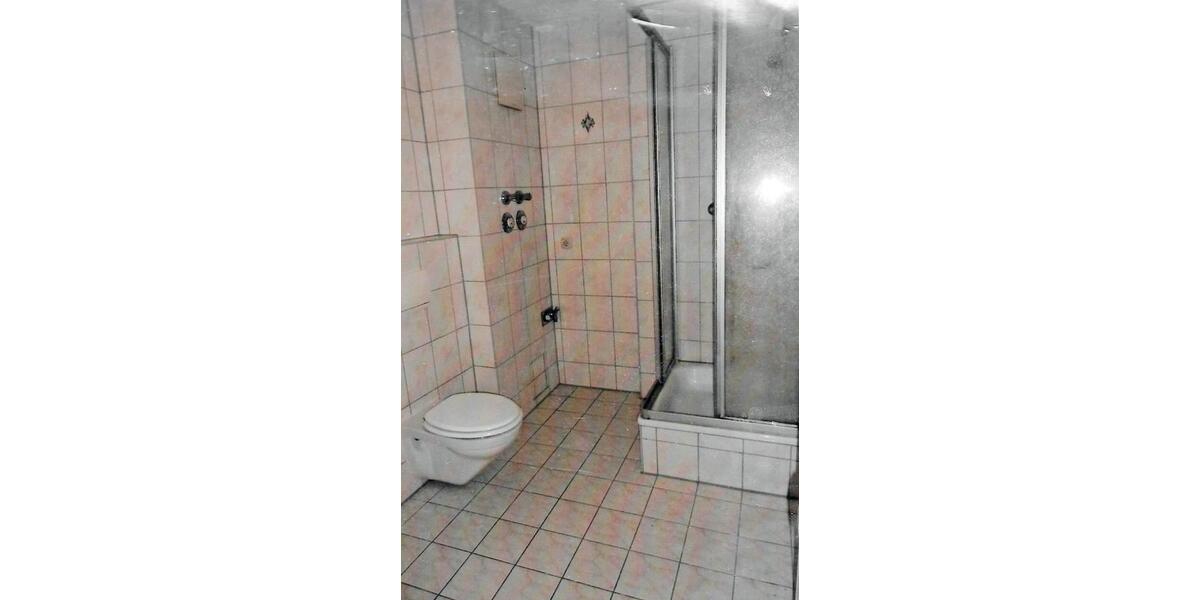 Erdgeschoßwohnung Altenburg - 2 Zimmer, 39 m&sup2;, 38.000&euro; | Angebot:25900798