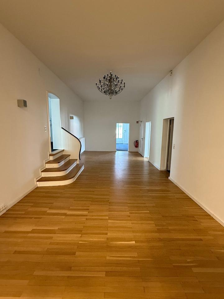Wunderschöne Büroeinheit in ruhiger Lage in Saarbrücken