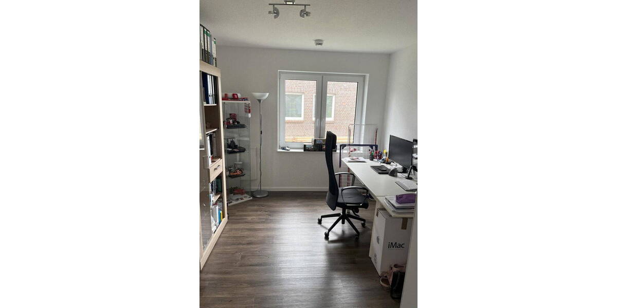 Etagenwohnung Ovelgönne Großenmeer - 3 Zimmer, 74 m&sup2;, 700&euro; | Angebot:25978517