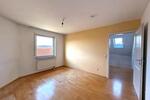 Lichtdurchflutete 3-Zimmere-Wohnung mit Balkon und EBK, Altenburg
