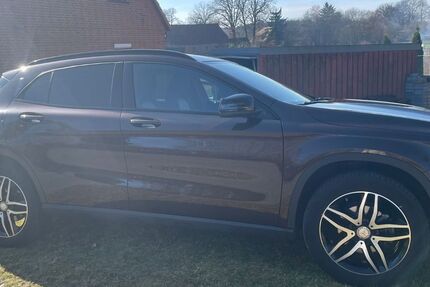 Mercedes-Benz GLA 200 103.000 km 17.390 &euro; Bad Bevensen 29549