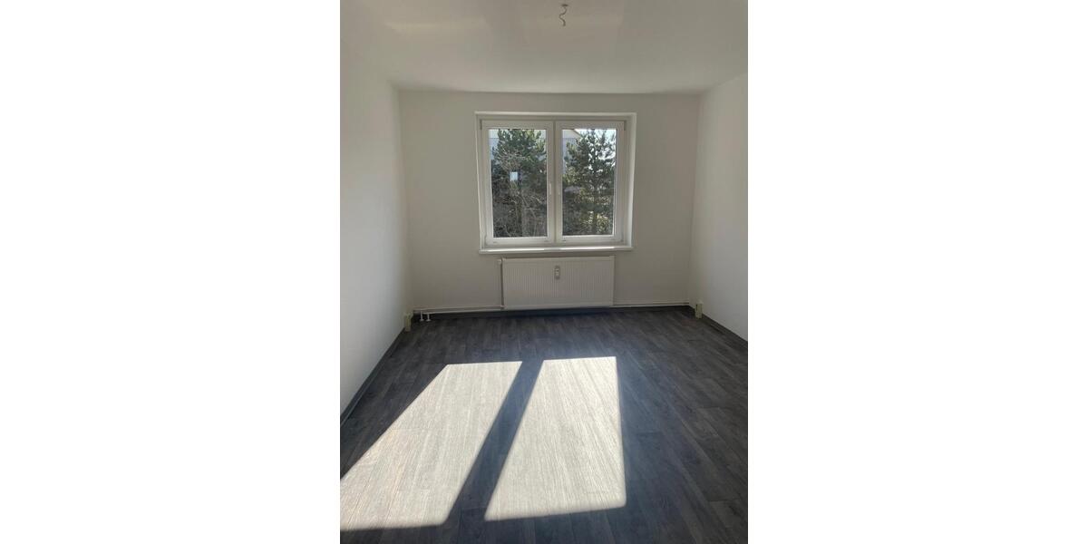 Etagenwohnung Neustadt (Dosse) - 4 Zimmer, 74 m&sup2;, 515&euro; | Angebot:25782067