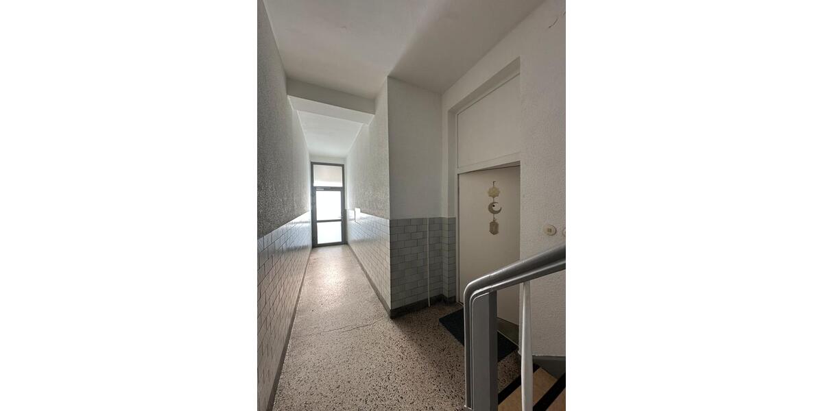 Erdgeschoßwohnung Ludwigshafen am Rhein Ludwigshafen-Hemshof - 2 Zimmer, 60 m&sup2;, 160.000&euro; | Angebot:25723743