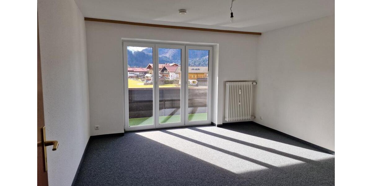 Etagenwohnung Oberstdorf - 3.5 Zimmer, 90 m&sup2;, 1.535&euro; | Angebot:25310551