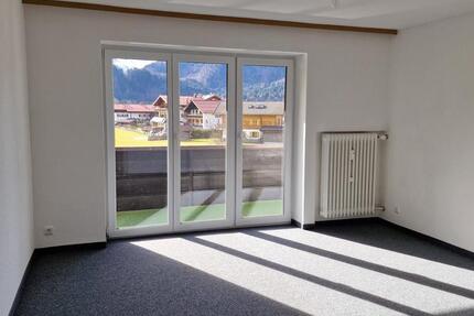 Wohnung Oberstdorf - 3.5 Zimmer, 90 m&sup2;, 1.535&euro; | Angebot:25310551