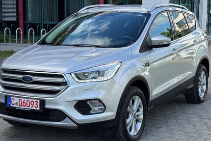 Ford Kuga 99.995 km 9.499 &euro; Chemnitz 09120
