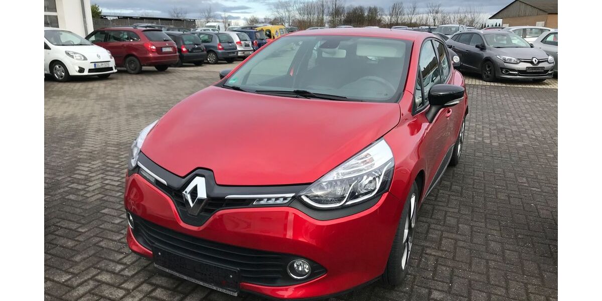 Renault Clio 89.918 km 6.199 &euro; Much 53804