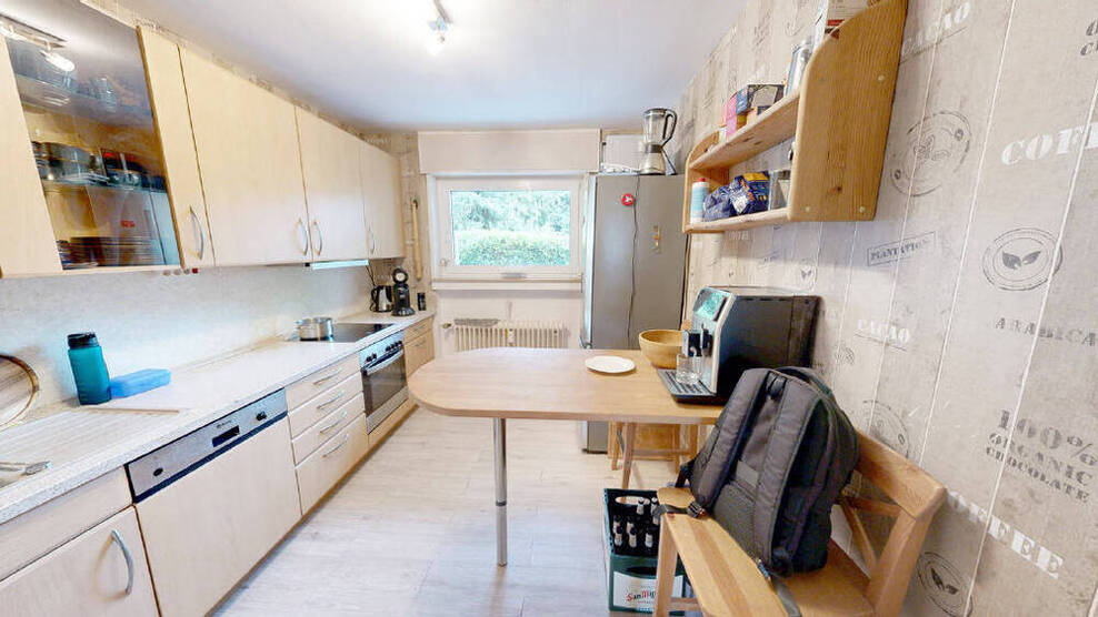 Köln! Doppelt profitieren! 3-Zimmer-Eigentumswohnung mit Sonnenterrasse und Stellplatz + separates Studio Apartment in ruhiger Lage! (LK 4880)