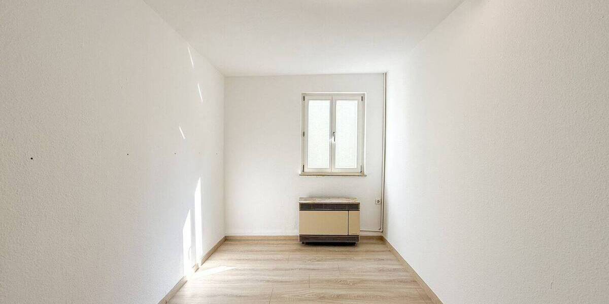 Einfamilienhaus Nördlingen - 7 Zimmer, 150 m&sup2;, 295.000&euro; | Angebot:25937730