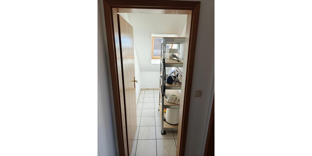 Dachgeschoßwohnung Hille - 3 Zimmer, 85 m&sup2;, 740&euro; | Angebot:26271507