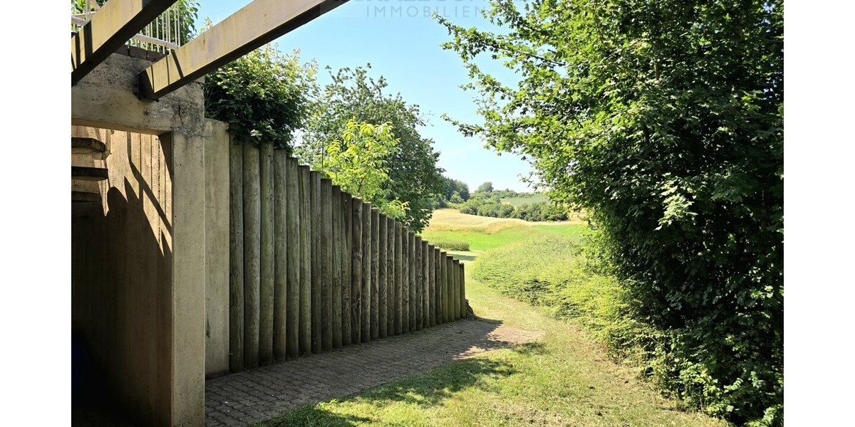 Natur pur! Außergewöhnliches Architektenhaus in traumhafter Lage und mit Einliegerwohnung - Einfamilienhaus Schmelz | Angebot:27010420