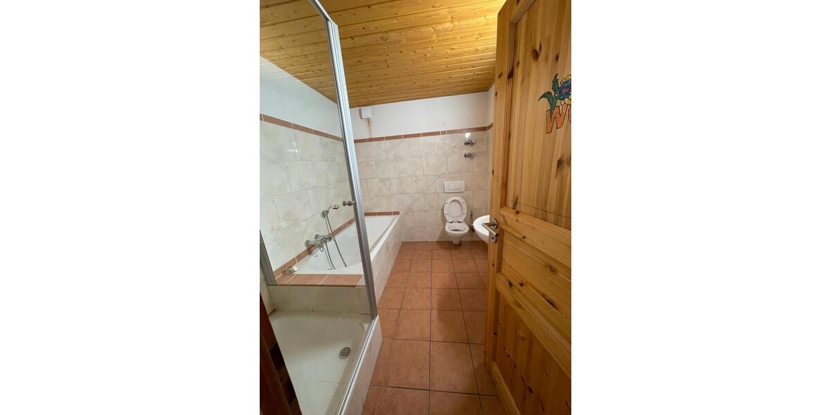 Etagenwohnung Gersfeld (Rhön) - 4 Zimmer, 82 m&sup2;, 800&euro; | Angebot:25420650