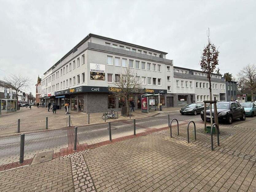 Modernes Wohn- und Geschäftshaus in Top-Lage am Marktplatz von Mönchengladbach 3 zimmer
