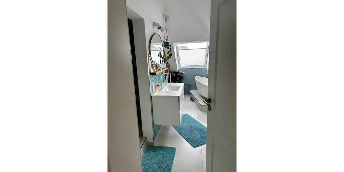 Maisonettenwohnung Kiel Wik - 5 Zimmer, 152 m&sup2;, 1.800&euro; | Angebot:24779352