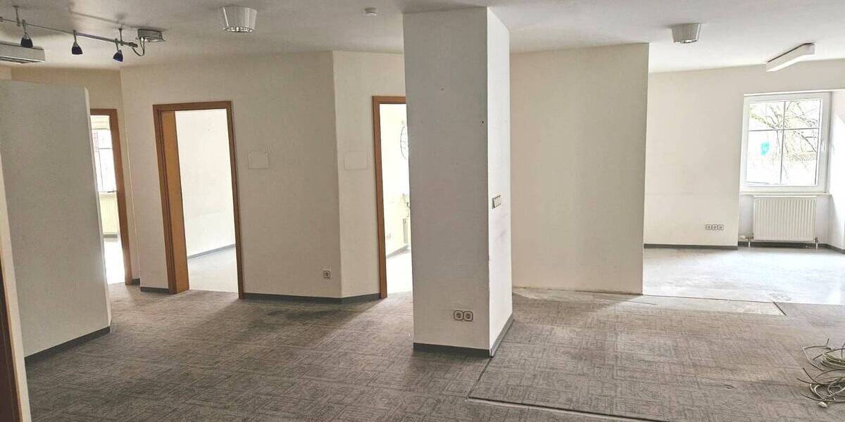 Gewerbeobjekt Ottweiler Neumünster - 1 Zimmer, 220 m&sup2;, 800&euro; | Angebot:19339051